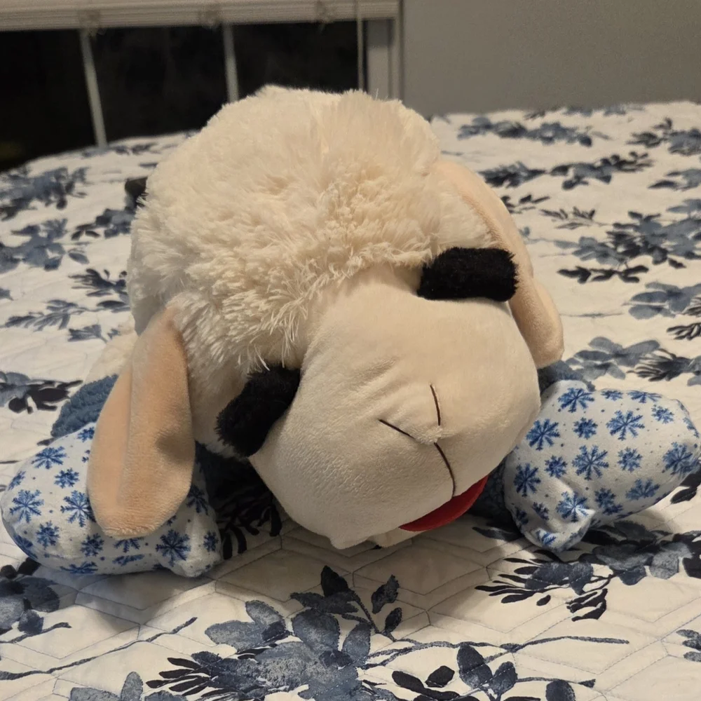Multipet Lamb Chop 25